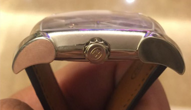 朗·赫纳手表进水起雾如何