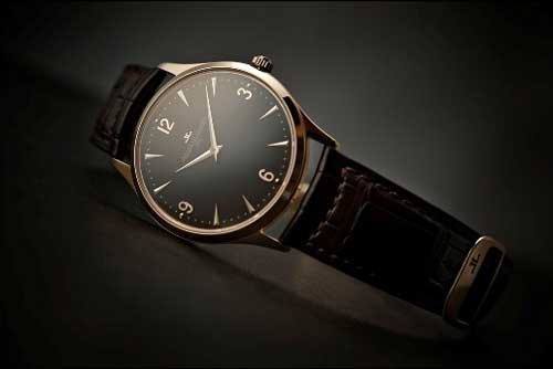 朗·赫纳手表应该如何正确保养？