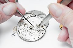 朗·赫纳手表表针掉了要多少钱